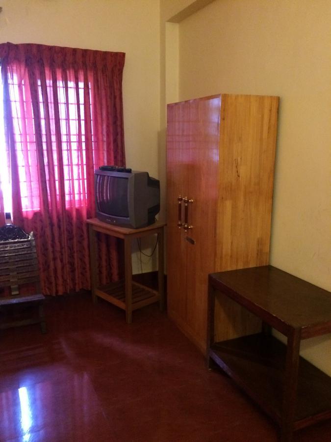 Vintage Inn Kochi Exteriör bild